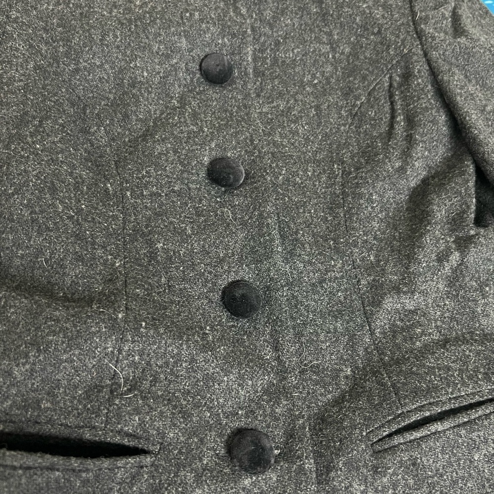 ❄️Women’s Charcoal Gray Wool-Blend Jacket with Button Front - Picture 6 of 15